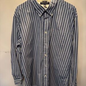Tommy Hilfiger Men's Navy and White Striped Shirt